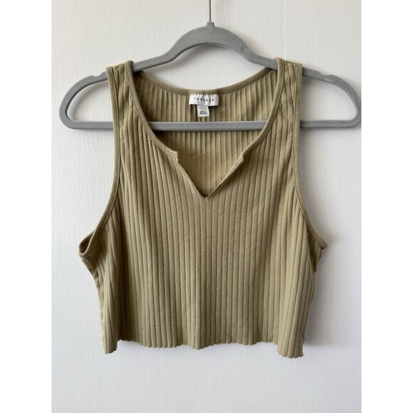 Top shelf Women’s Tan Sleeveless V Neck Cotton Cut Crop Top Size 10 - Picture 1 of 7